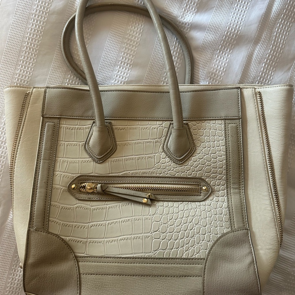 Aldo Tote